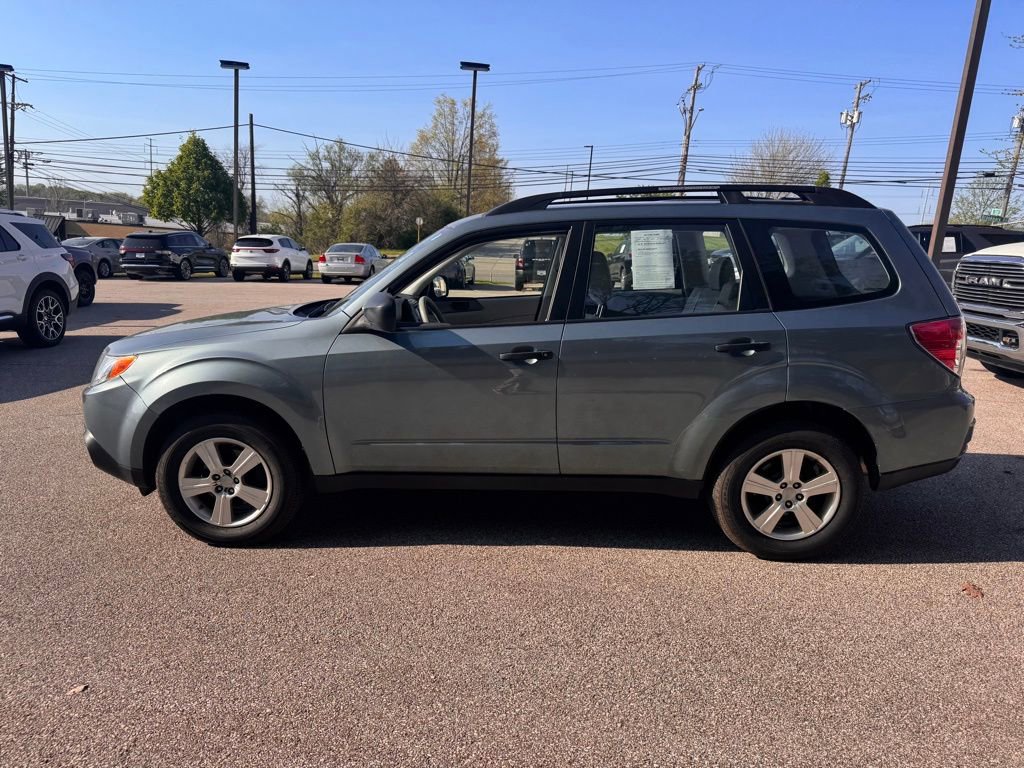 Used 2012 Subaru Forester 2.5X w/ Alloy Wheel Pkg AWD/4WD image 2