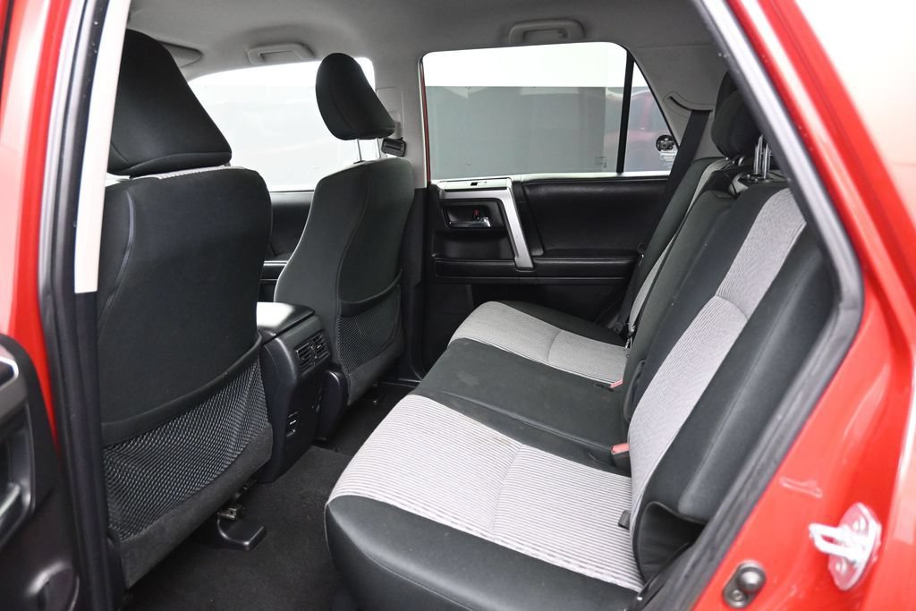 Used 2016 Toyota 4Runner SR5 AWD/4WD image 20