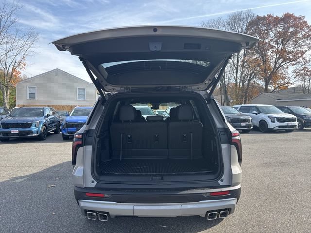 New 2026 Chevrolet Traverse Z71 w/ Enhanced Driving Package AWD/4WD image 13