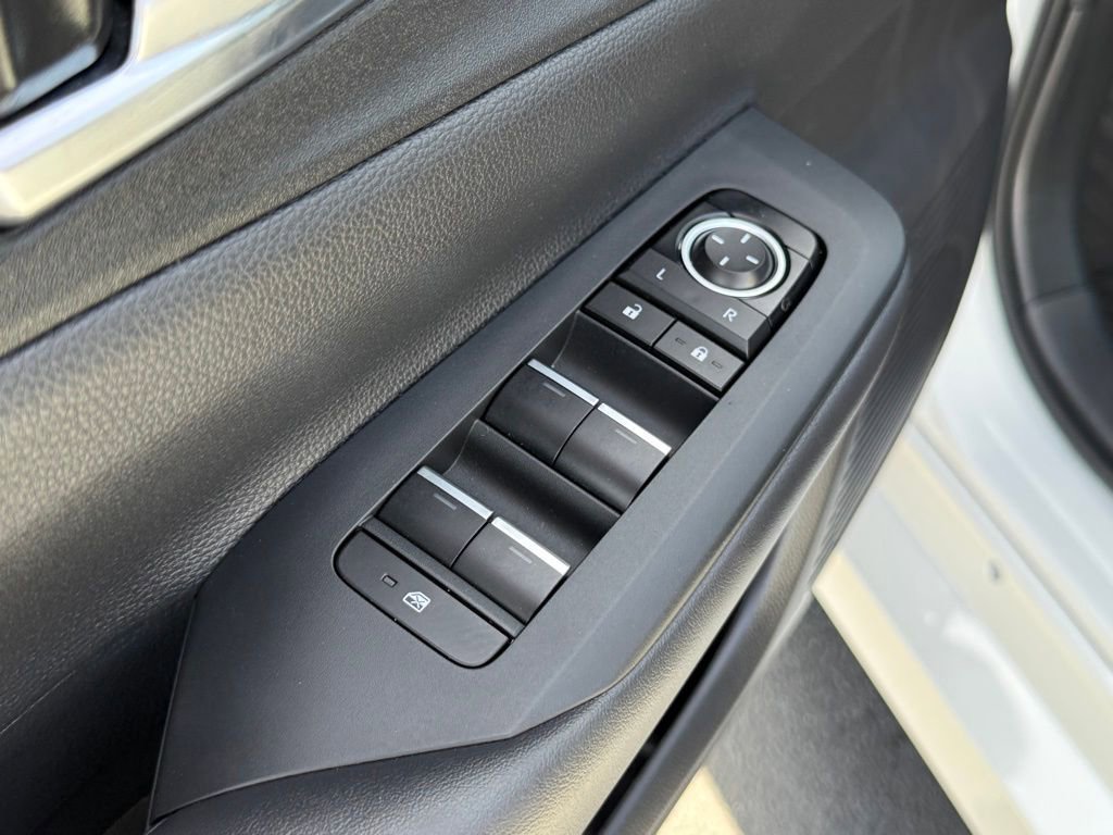 Used 2024 Toyota Prius Prime Premium w/ Advanced Technology Package image 19