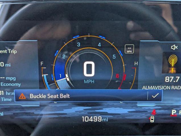 Used 2026 Chevrolet Equinox LT w/ Safety and Technology Package FWD image 11