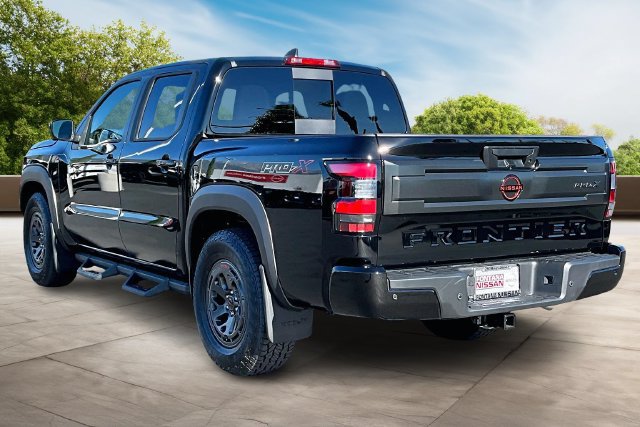 New 2026 Nissan Frontier Pro-X w/ Pro-X Convenience Package RWD image 3