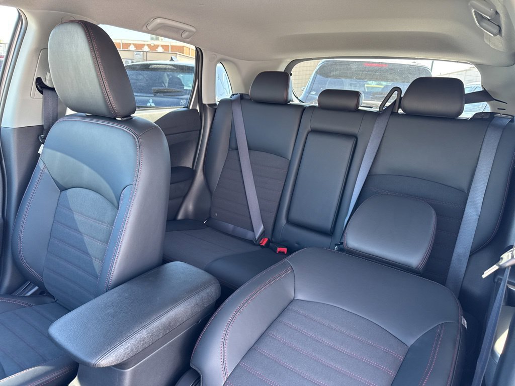 New 2027 Mitsubishi Outlander Sport SE FWD image 30