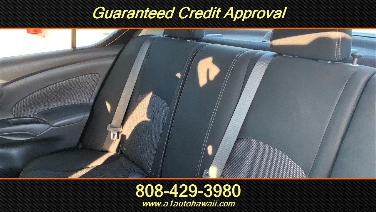 Used 2018 Nissan Versa SV w/ SV Special Edition Package FWD image 11