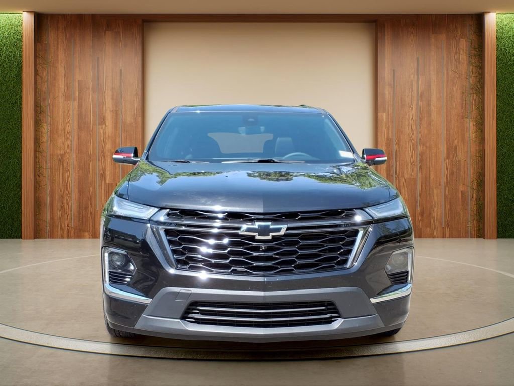 Certified 2023 Chevrolet Traverse Premier w/ Redline Edition FWD image 2