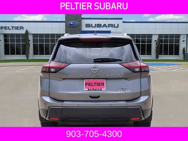 Used 2024 Nissan Rogue SV w/ SV Premium Package FWD image 5