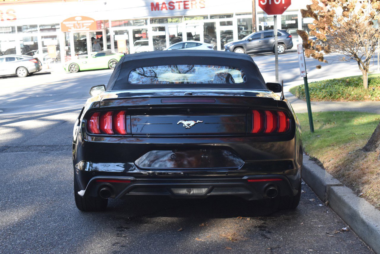 Used 2019 Ford Mustang Premium image 21