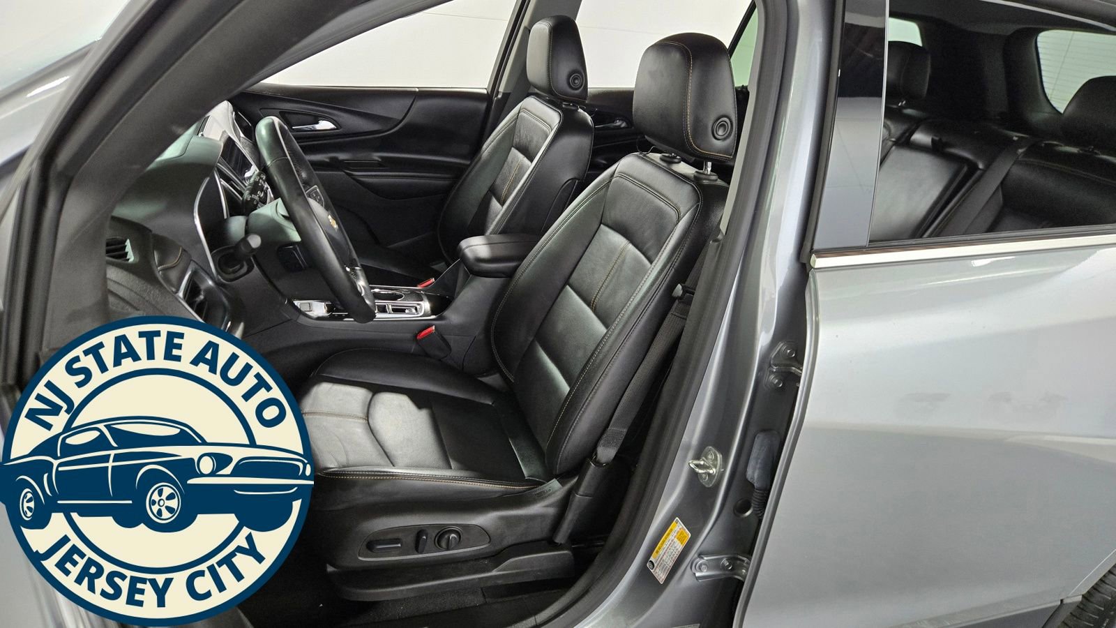 Used 2024 Chevrolet Equinox Premier AWD/4WD image 22
