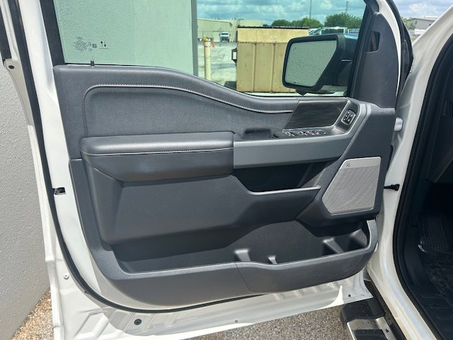 Used 2024 Ford F150 Lariat w/ Bed Utility Package AWD/4WD image 16