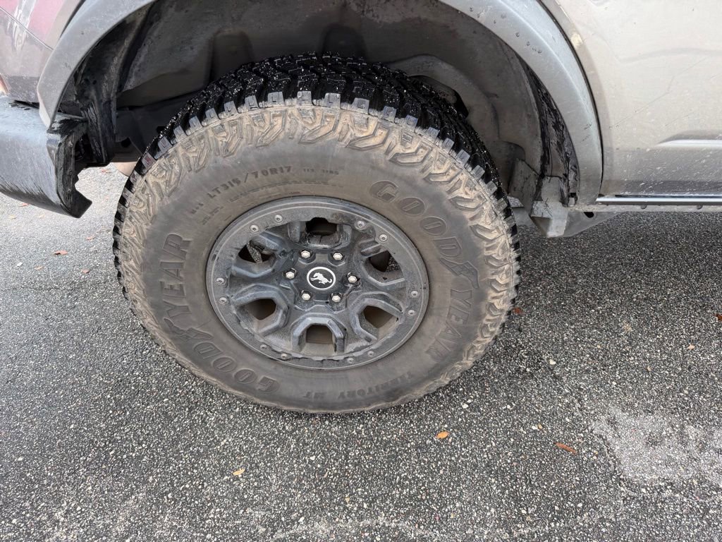 Used 2022 Ford Bronco Wildtrak image 6