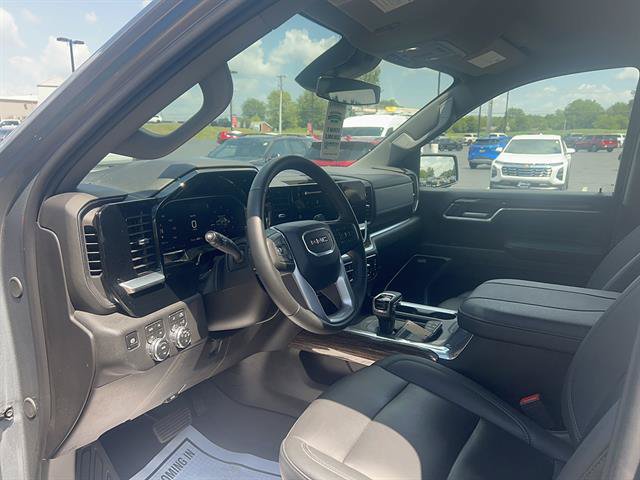 Used 2026 GMC Sierra 1500 Elevation w/ Elevation Premium Package AWD/4WD image 12