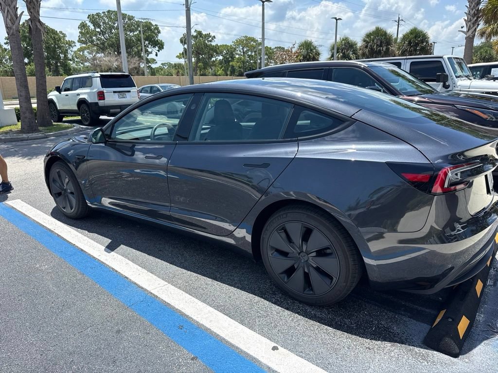Used 2025 Tesla Model 3 Long Range RWD image 7