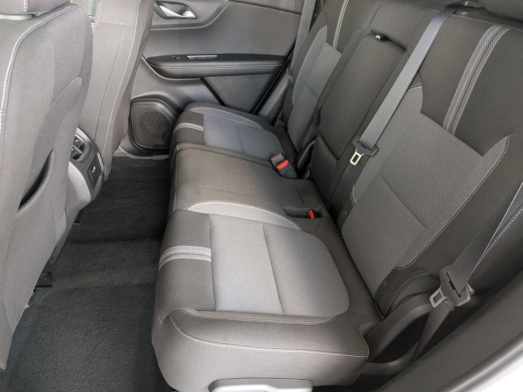 Used 2025 Chevrolet Blazer LT FWD image 21