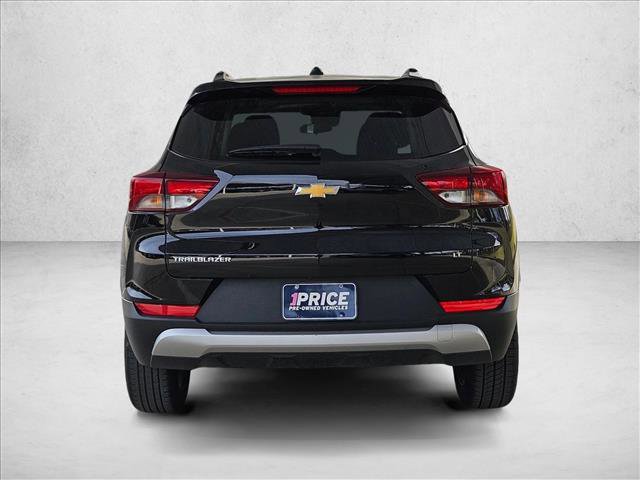 Used 2025 Chevrolet TrailBlazer LT FWD image 6