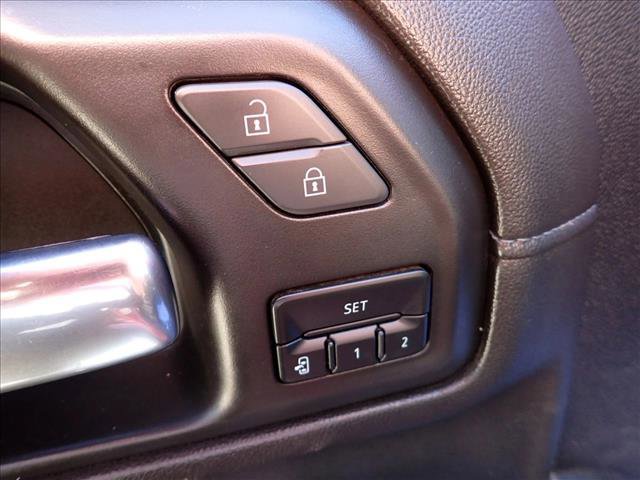 Used 2023 GMC Sierra 2500 Denali w/ Denali Ultimate Package image 17