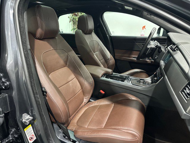 Used 2019 Jaguar XF S AWD/4WD image 51