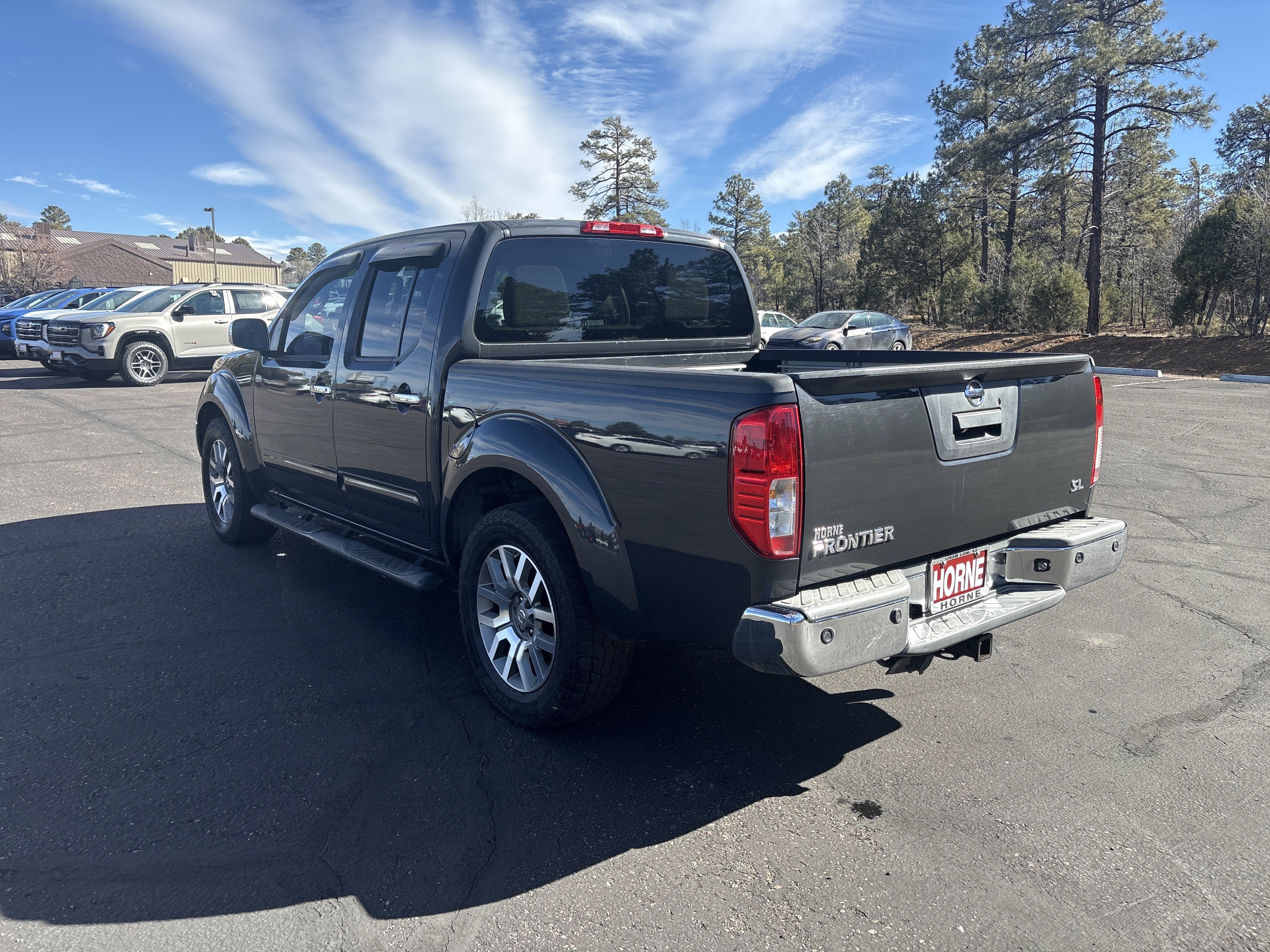 Used 2013 Nissan Frontier SL w/ Moonroof Pkg image 6