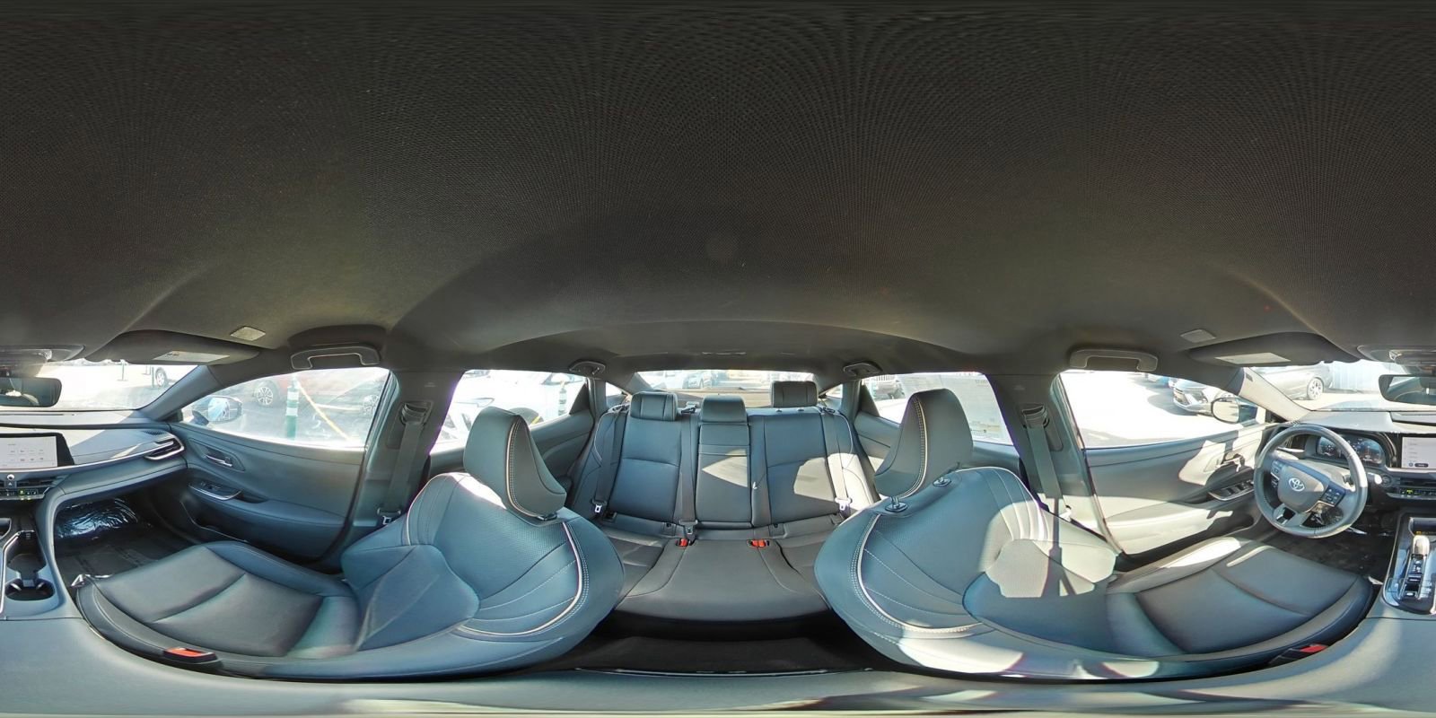 Used 2025 Toyota Crown XLE image 42