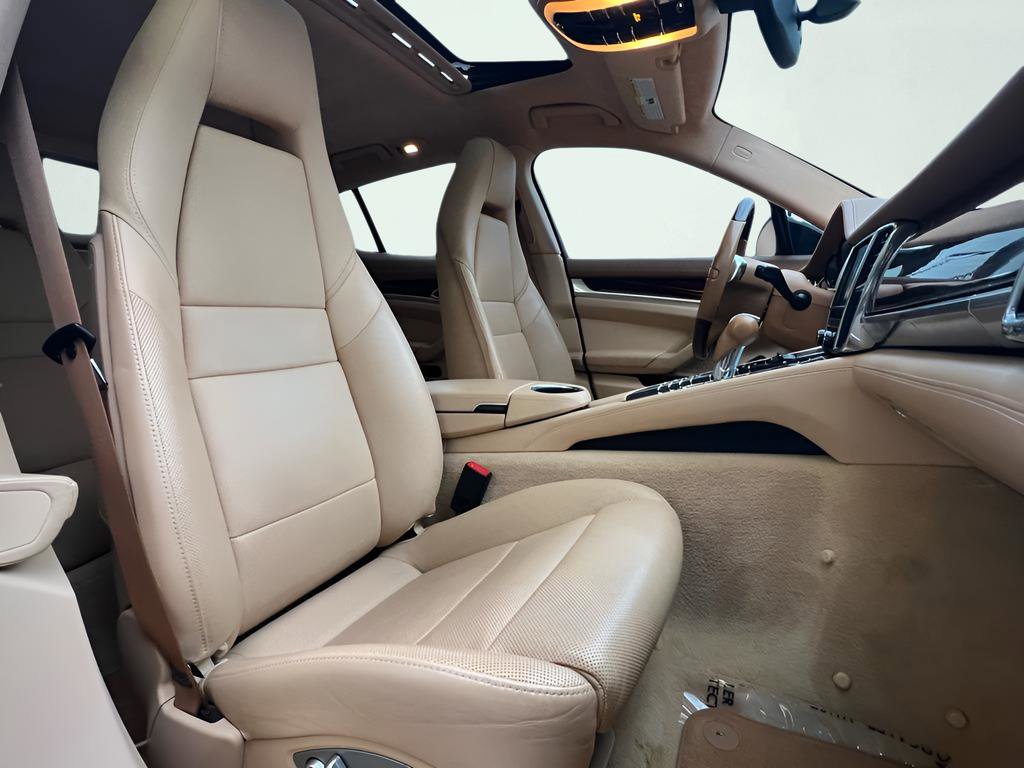 Used 2012 Porsche Panamera Turbo image 39