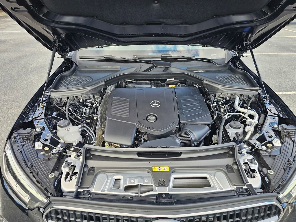 Used 2026 Mercedes-Benz GLC 300 image 26