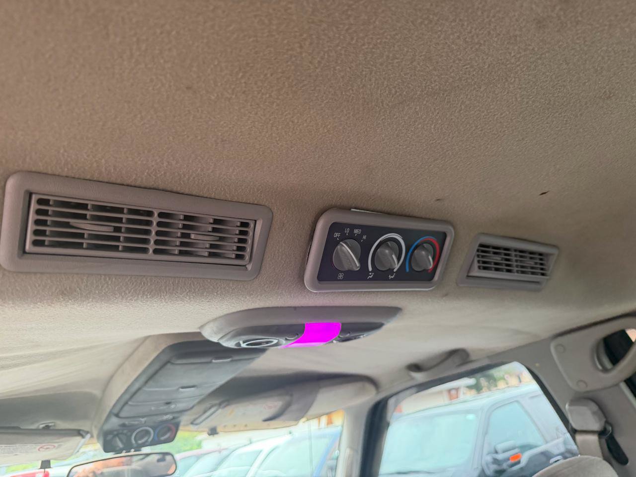Used 1997 Chevrolet Suburban 4WD w/ Preferred Equipment Group 2 image 34
