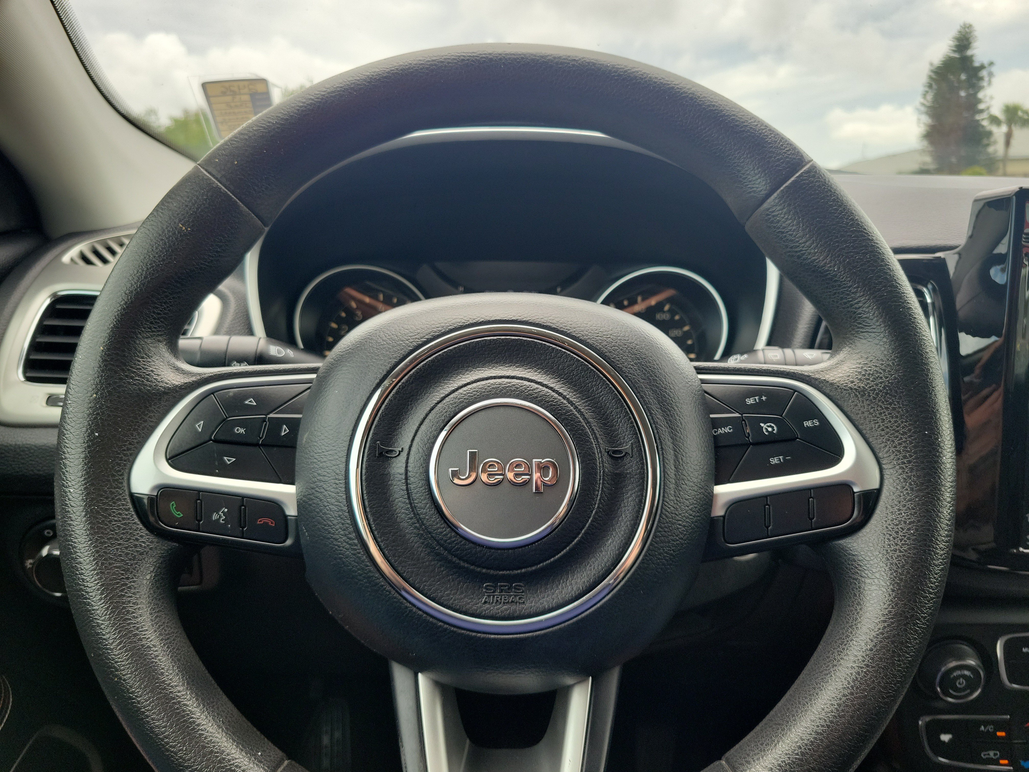 Used 2019 Jeep Compass Sport FWD image 17
