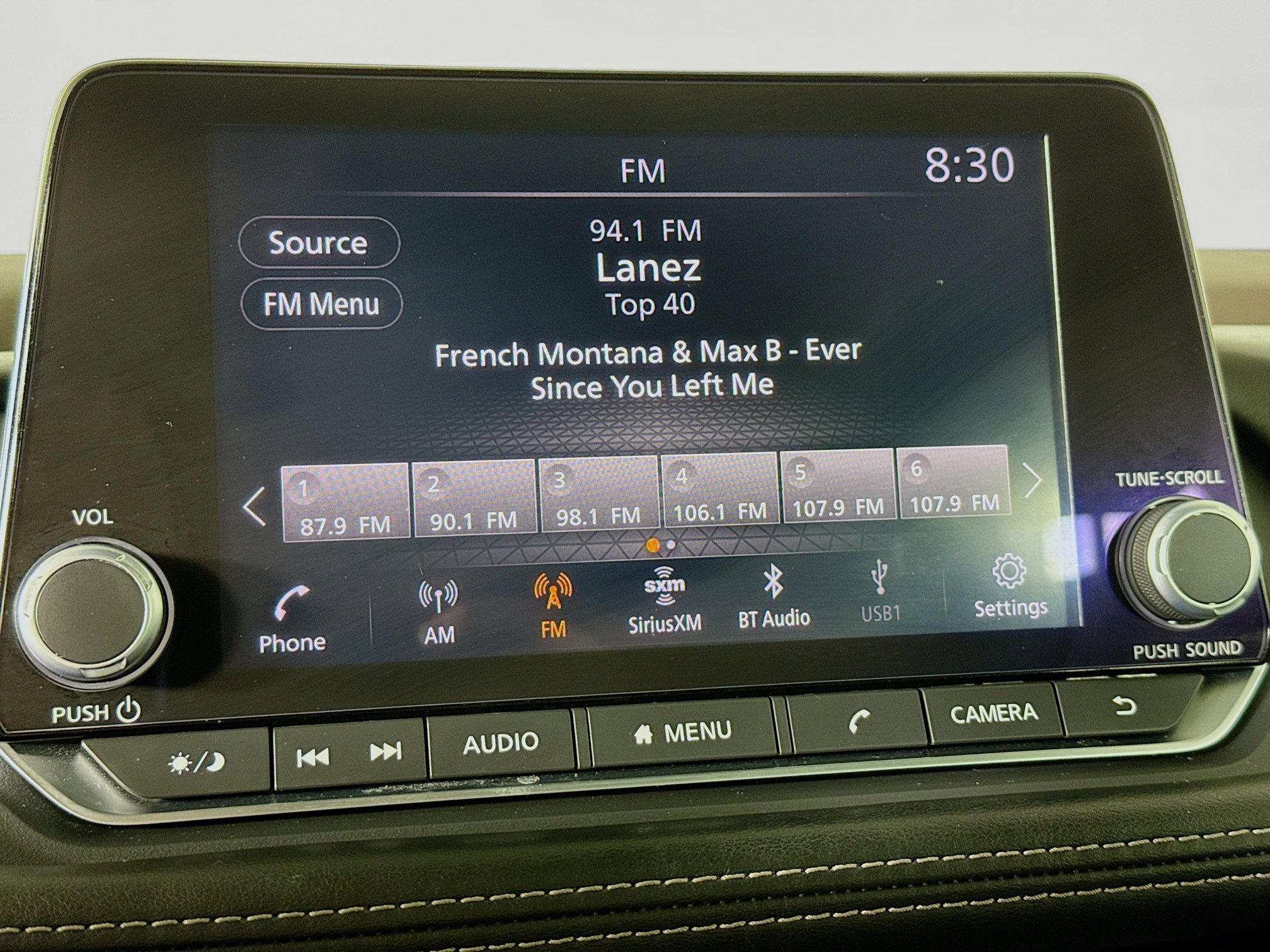 Used 2022 Nissan Rogue S image 16