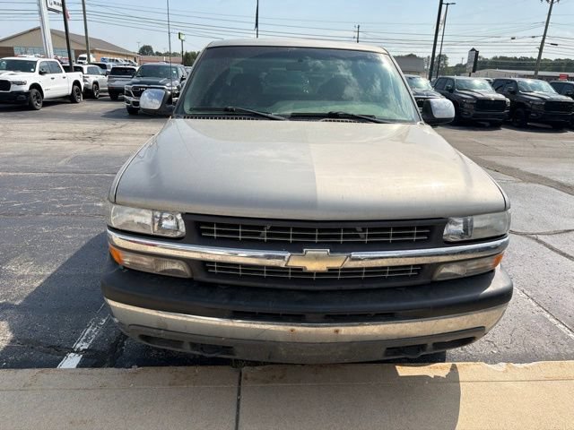 Used 2001 Chevrolet Silverado 1500 LS w/ Firm Ride Suspension Pkg AWD/4WD image 9