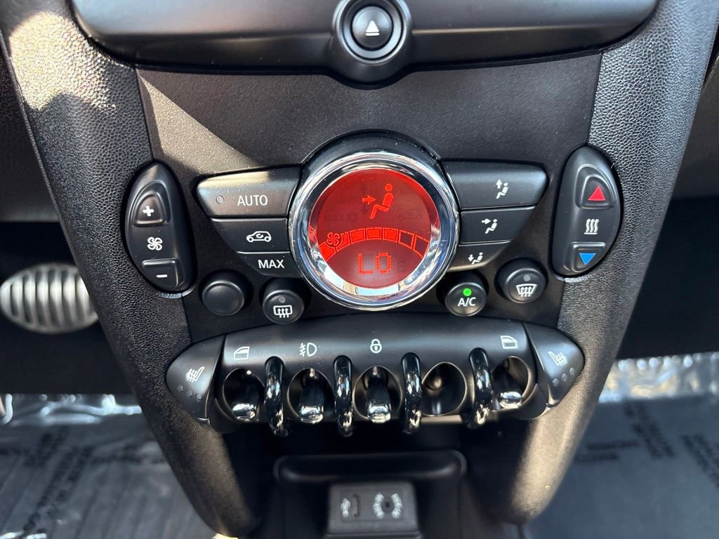 Used 2013 MINI Cooper S FWD image 30