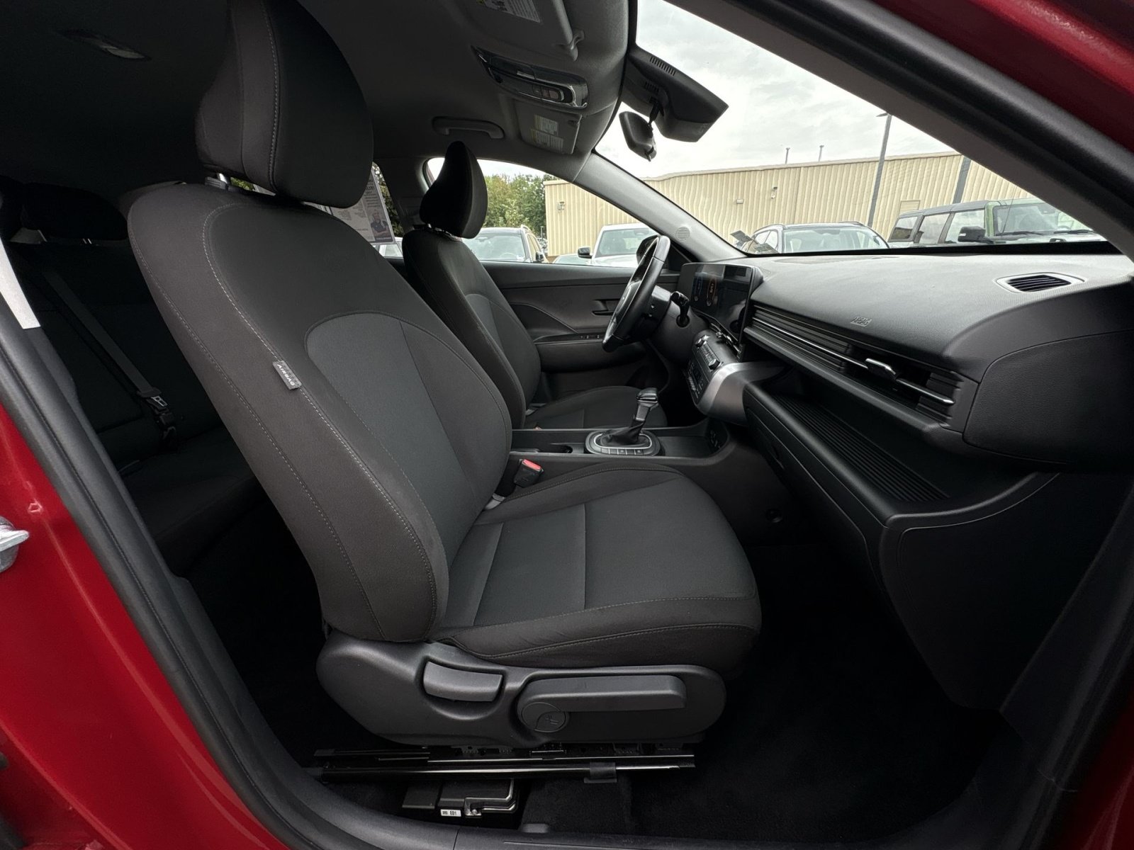 Certified 2025 Hyundai Kona SEL AWD/4WD image 26