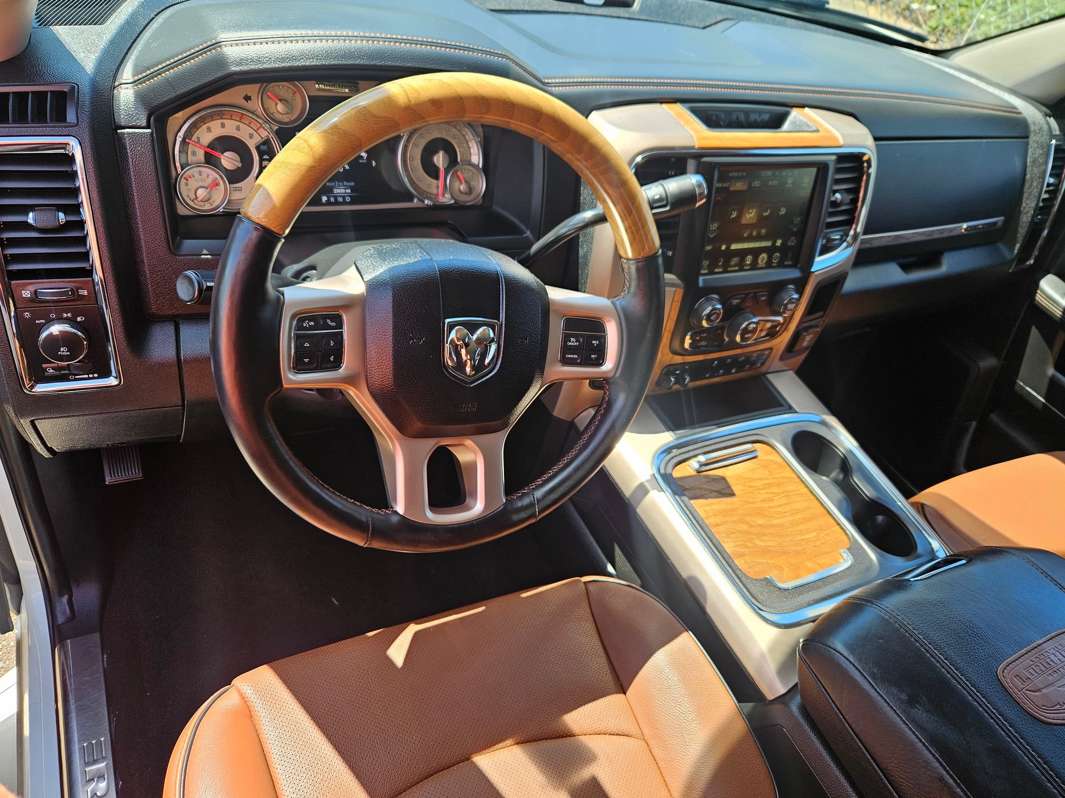 Used 2017 RAM 3500 Laramie Longhorn AWD/4WD image 12
