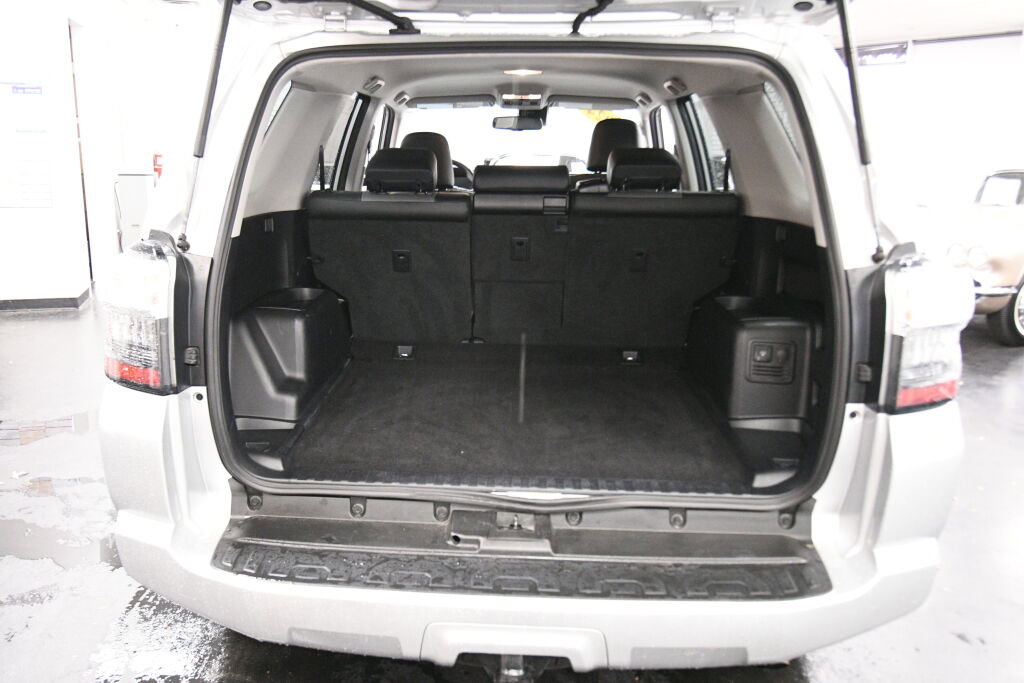 Certified 2024 Toyota 4Runner SR5 Premium image 22