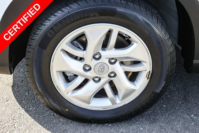 Certified 2024 Hyundai Venue SE FWD image 9