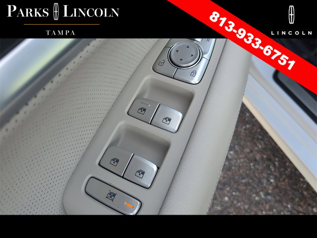 Used 2023 Genesis G70 2.0T w/ Sport Prestige Package image 16