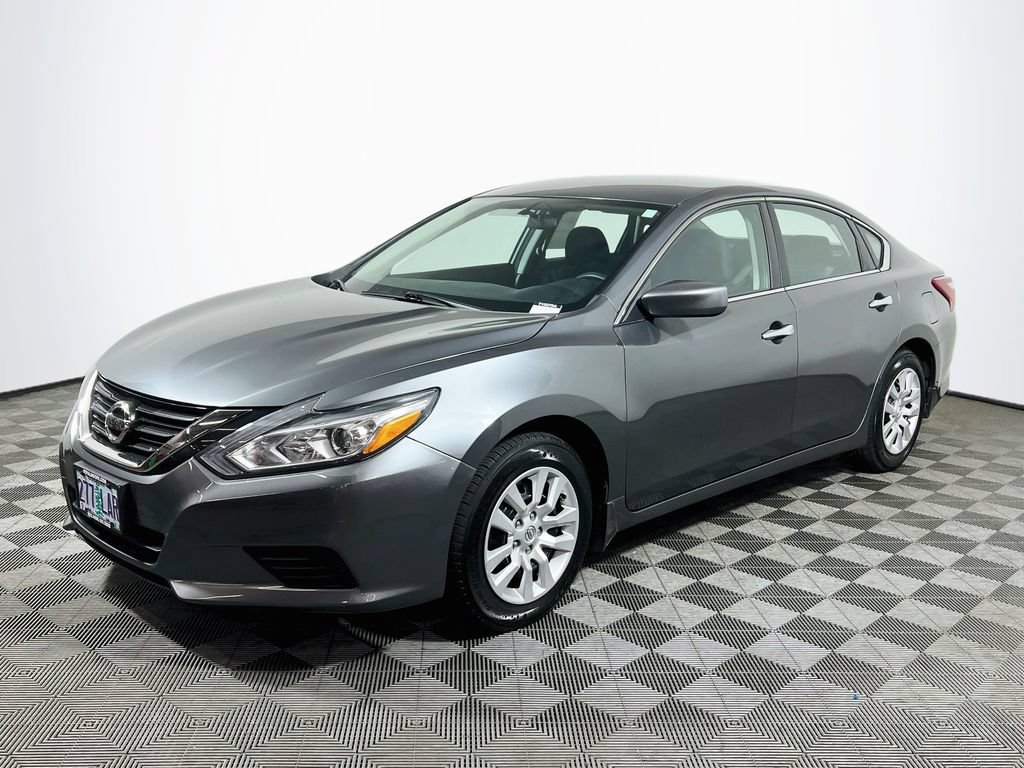 Used 2018 Nissan Altima 2.5 S w/ S Convenience Package FWD image 3
