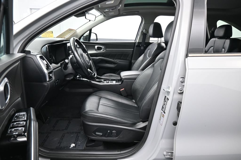 Used 2022 Kia Sorento SX AWD/4WD image 11