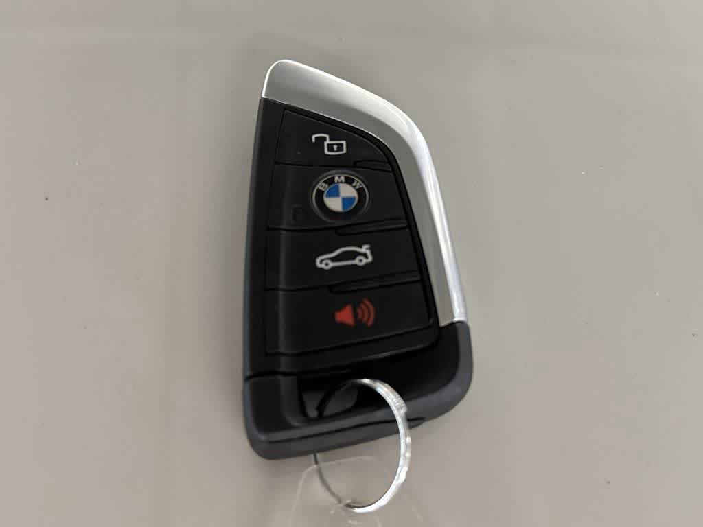 Used 2025 BMW 230i Coupe w/ Premium Package RWD image 27