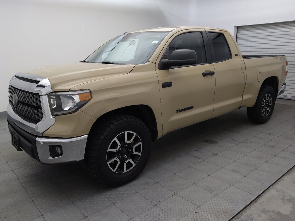 Used 2019 Toyota Tundra SR5 w/ SR5 Upgrade Package AWD/4WD image 2