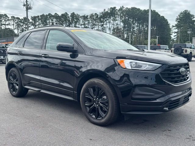New 2024 Ford Edge SE w/ Black Appearance Package image 7