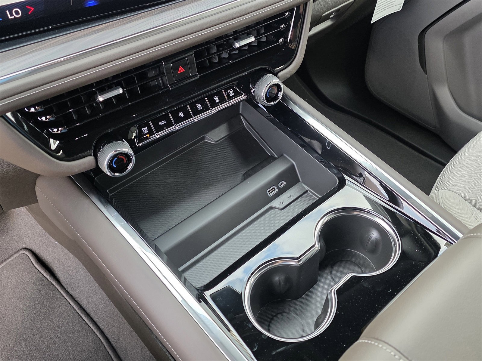 New 2026 Chevrolet Tahoe LS image 19