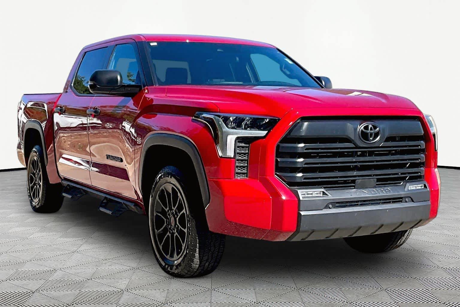 Used 2026 Toyota Tundra SR5 AWD/4WD image 3