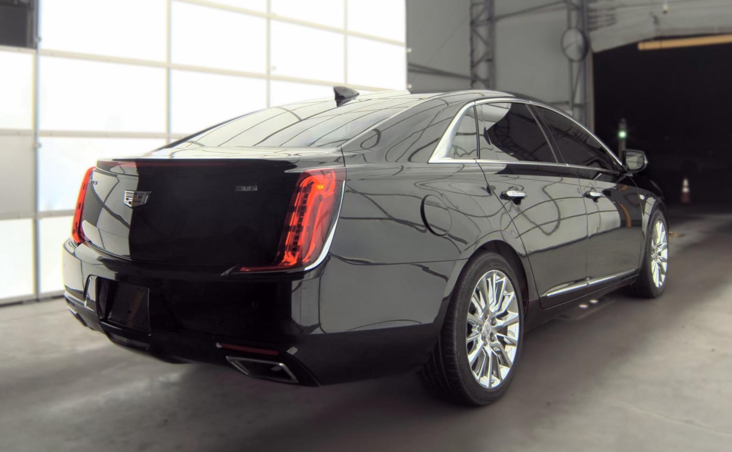 Used 2019 Cadillac XTS Luxury FWD image 4