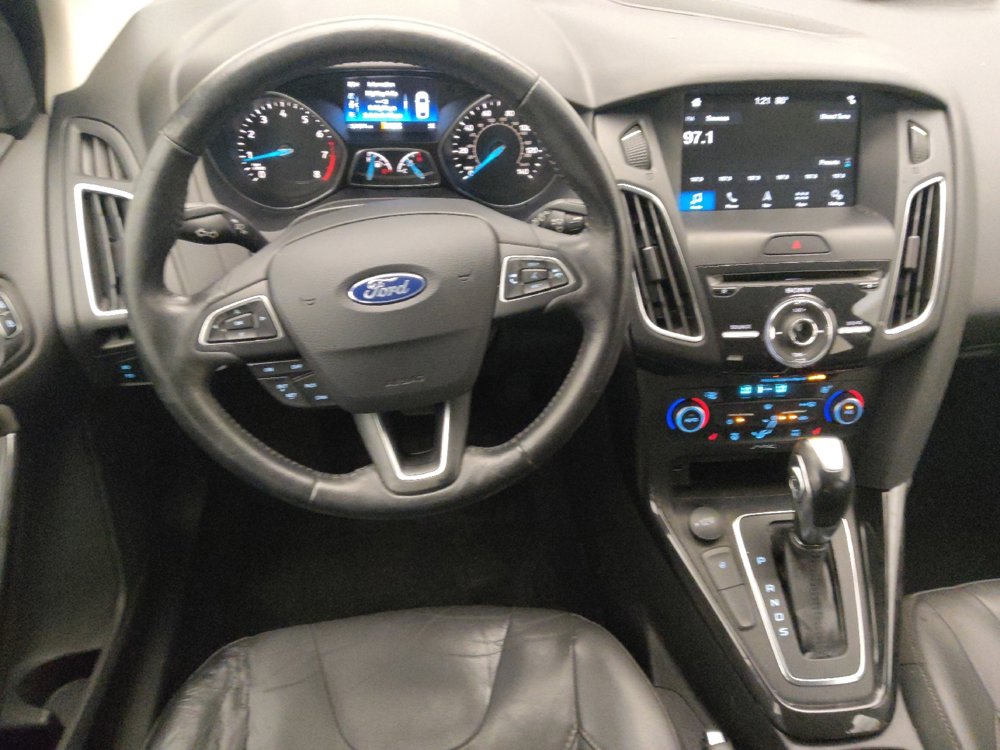 Used 2018 Ford Focus Titanium image 22