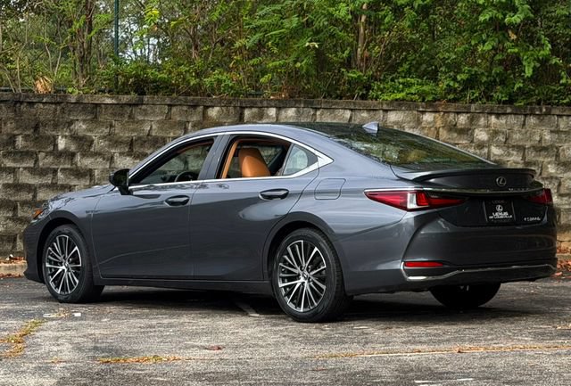 Certified 2024 Lexus ES 300h w/ Premium Package FWD image 10