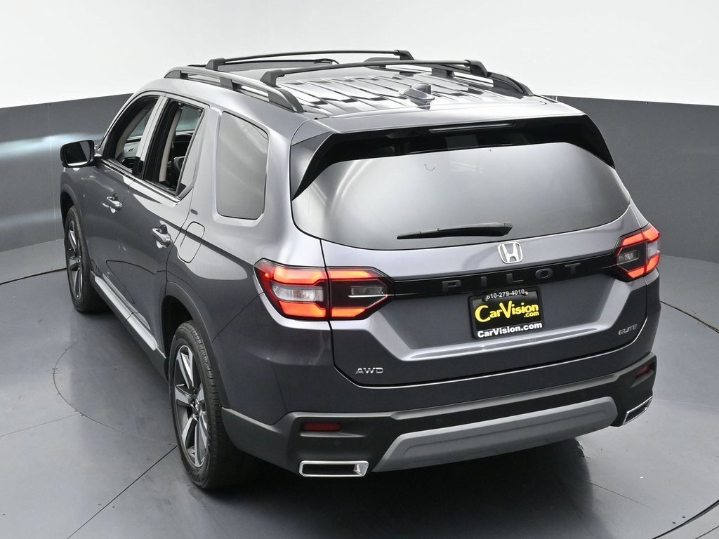 Used 2024 Honda Pilot Elite image 48