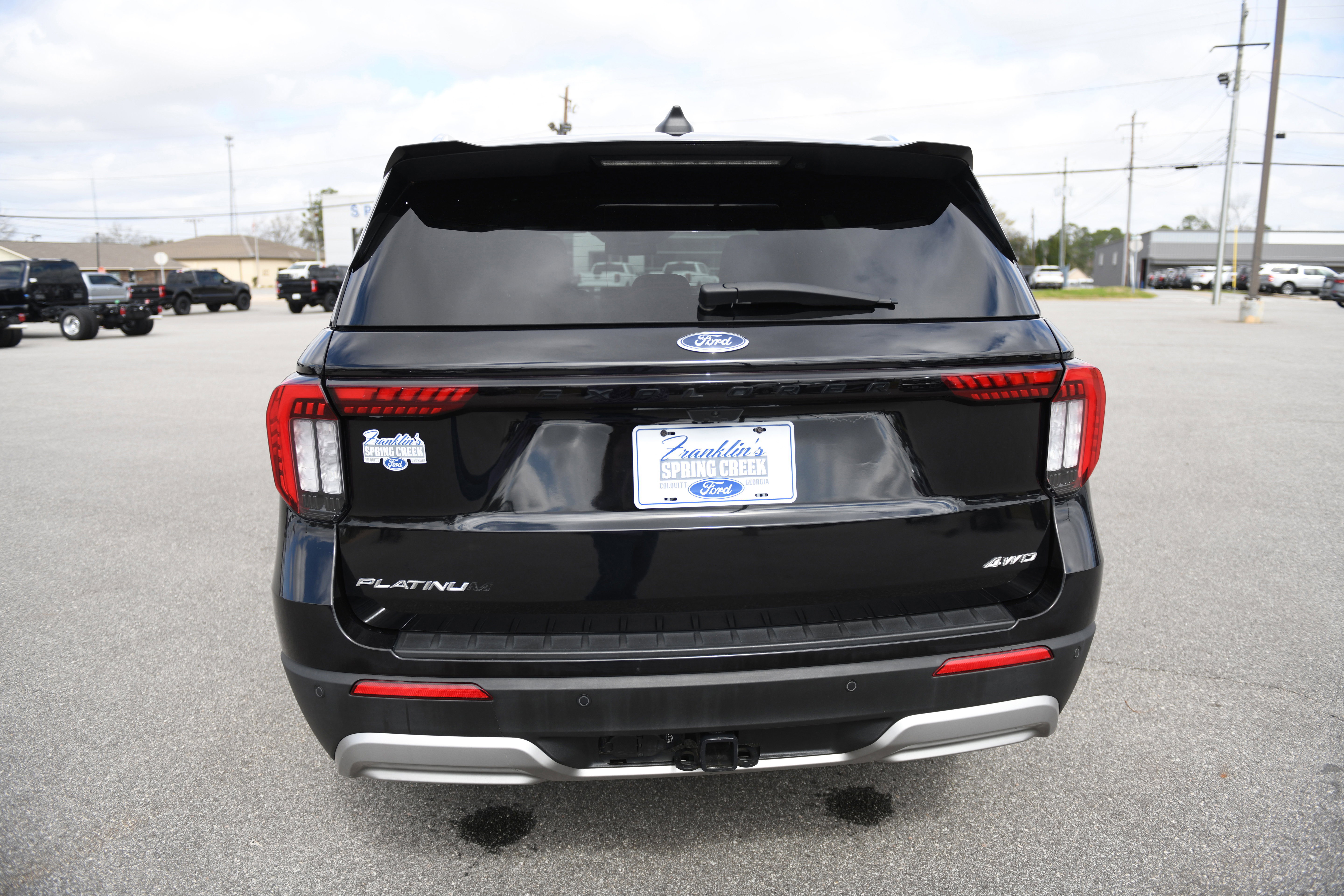 Used 2025 Ford Explorer Platinum image 11