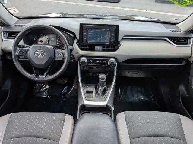 Used 2021 Toyota RAV4 XLE FWD image 15