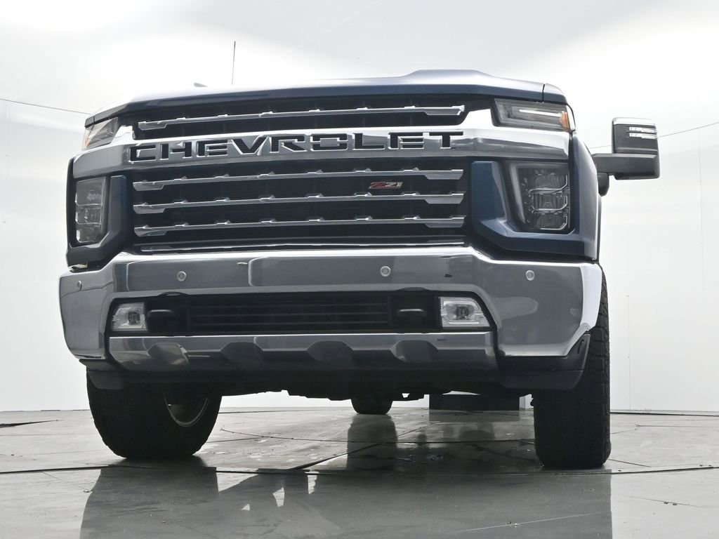 Used 2020 Chevrolet Silverado 2500 LTZ w/ LTZ Plus Package image 32