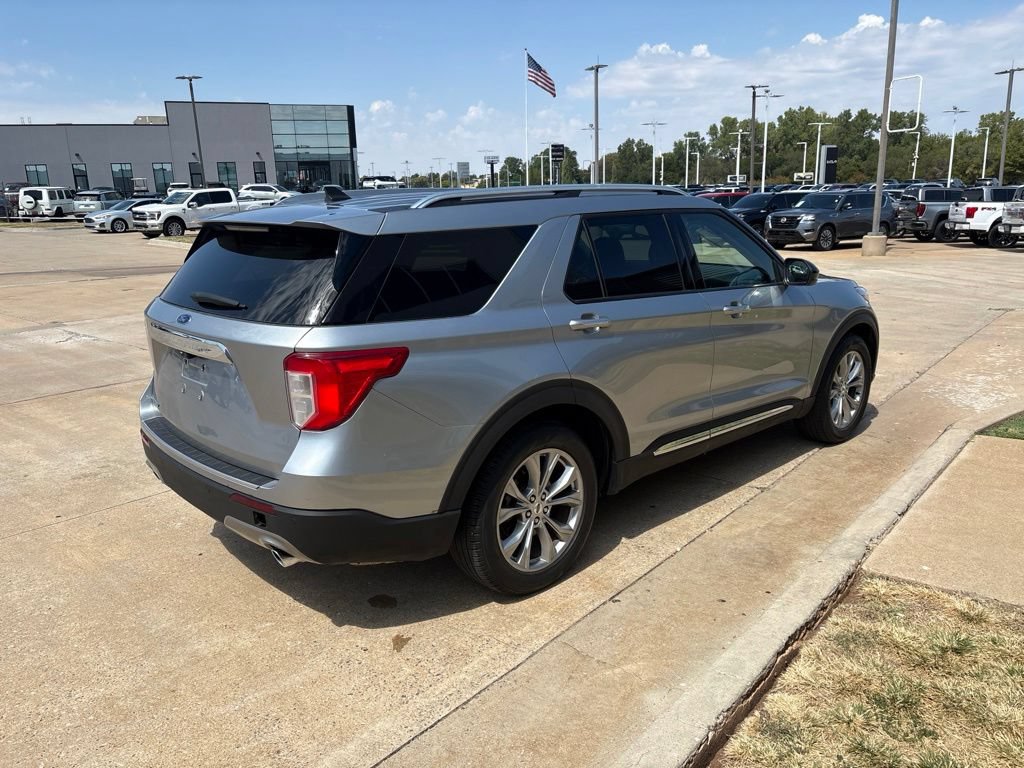 Used 2023 Ford Explorer Limited RWD image 3