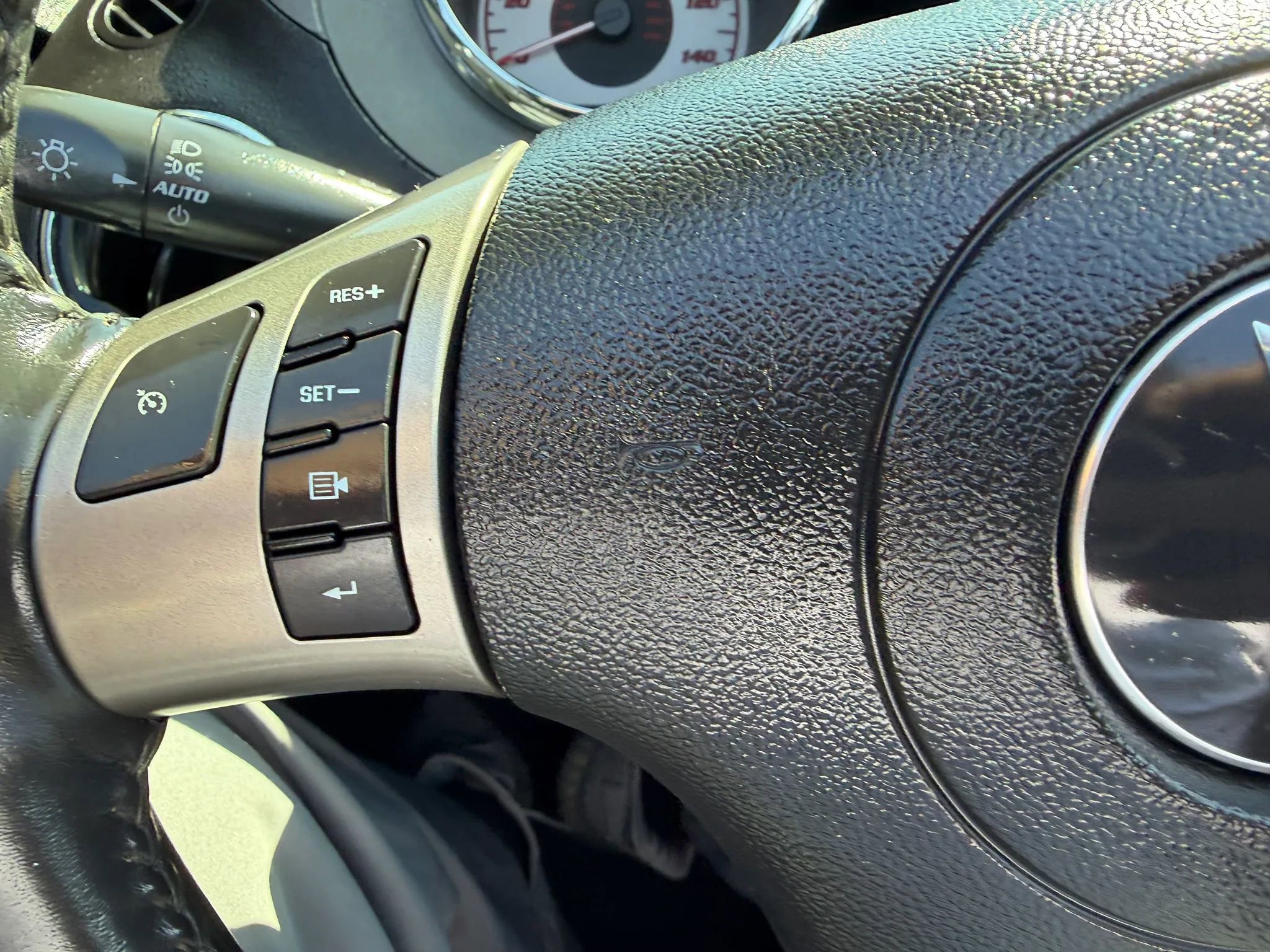 Used 2006 Pontiac Solstice Convertible w/ Premium Package image 23